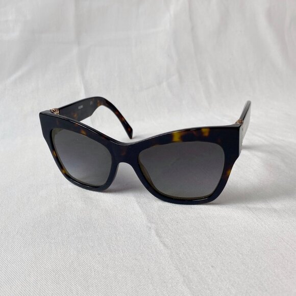 Moschino Havana Gradient tortoiseshell sunglasses - Picture 4 of 8